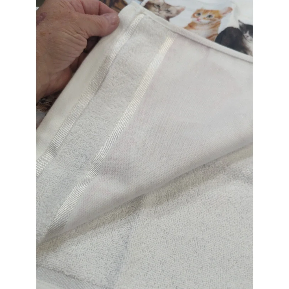 2 Cat Kitten Kitty Cat Hand Towels NEW